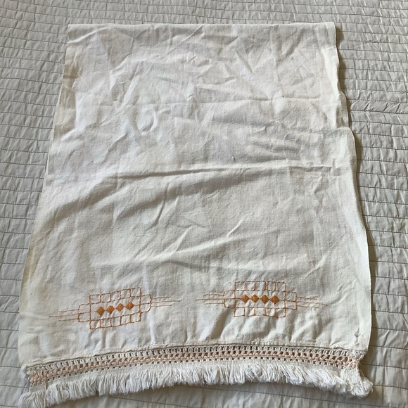 Mustard Yellow Cream Vintage Table Runner - Picture 5 of 6